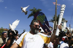 Revezamento da Tocha Olímpica em Corumbá de Goiás