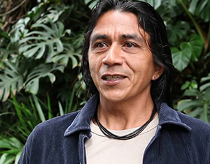 Escritor Edson Kayapó é o entrevistado do programa Conversações nesta quarta (08)