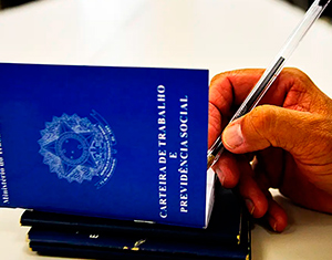 Empreender ou ser CLT é tema do programa Trabalho & Renda nesta quarta (1)